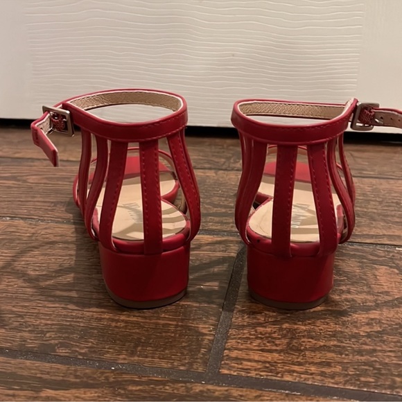 New Chelsea Crew Red Sandals - Picture 2 of 6